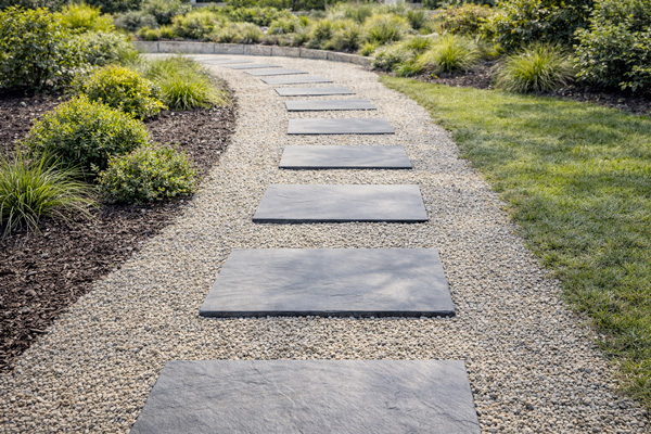 Chemin de jardin moderne