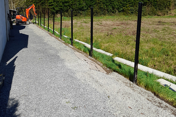 Préparation terrain pour clôture basse goulaine